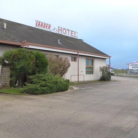 Leader Hotel Foucherans  Екстер'єр фото